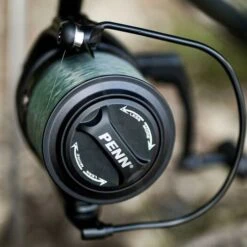 Penn Rival Longcast Black -Eurotackle Verkoop 1388039Penn Rival Longcast Black 8