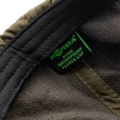 Korda Kore Waterproof Fleece Cap Olive 5 Korda Kore Waterproof Fleece Cap Olive -Eurotackle Verkoop 3745902Korda Kore Waterproof Fleece Cap Olive 1
