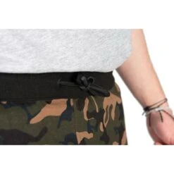 Fox Camo LW Jogger Short 12 Fox Camo LW Jogger Short -Eurotackle Verkoop 4704629Fox Camo LW Jogger Short 3