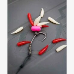 Fox Edges Essentials Pop-up Maggots Red & White -Eurotackle Verkoop 5275899Fox Pop Up Maggots x 20 10 red 10 white 2