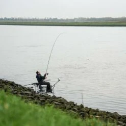 Cresta Identity ZXT Distance Feeder Hengels 14 Cresta Identity ZXT Distance Feeder Hengels -Eurotackle Verkoop 6102662Cresta Identity ZXT Distance Feeder Hengels 3